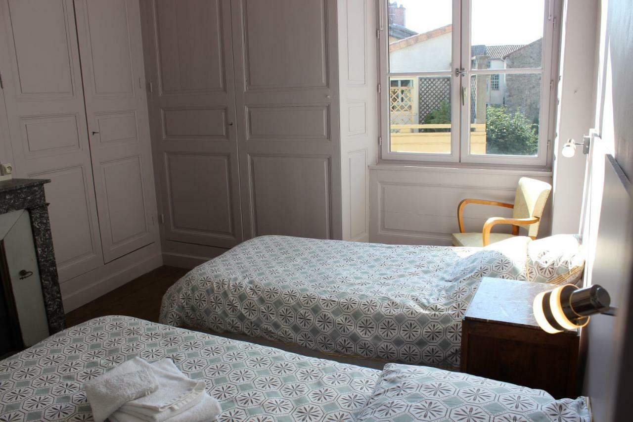 La Rapiette De Noblat Hotel Saint-Léonard-de-Noblat Екстериор снимка
